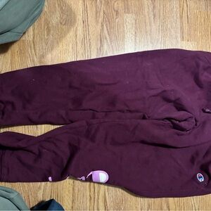 Champion Women's Cropped Pants in Burgundy